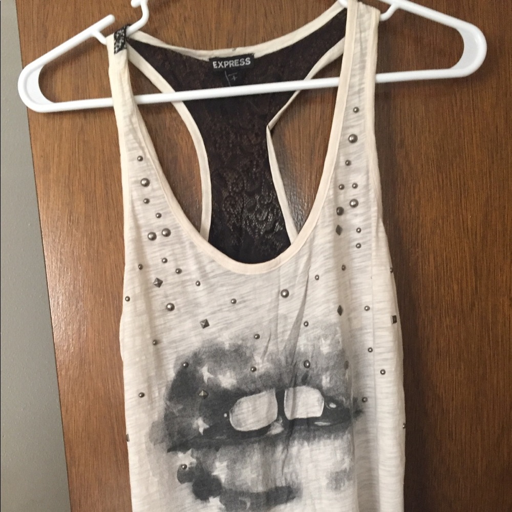 Tank - Picture 2 of 2